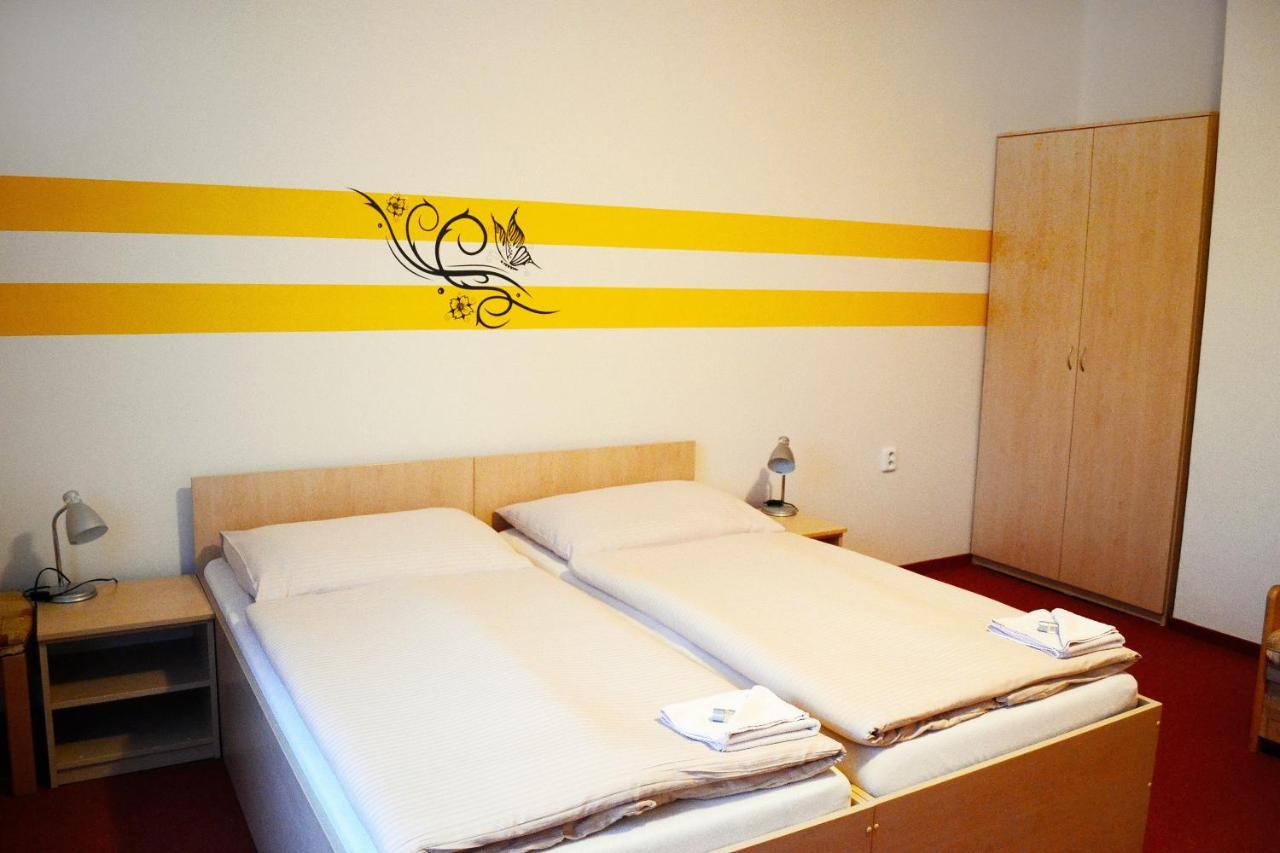 Pension Fontana Poděbrady Habitación foto